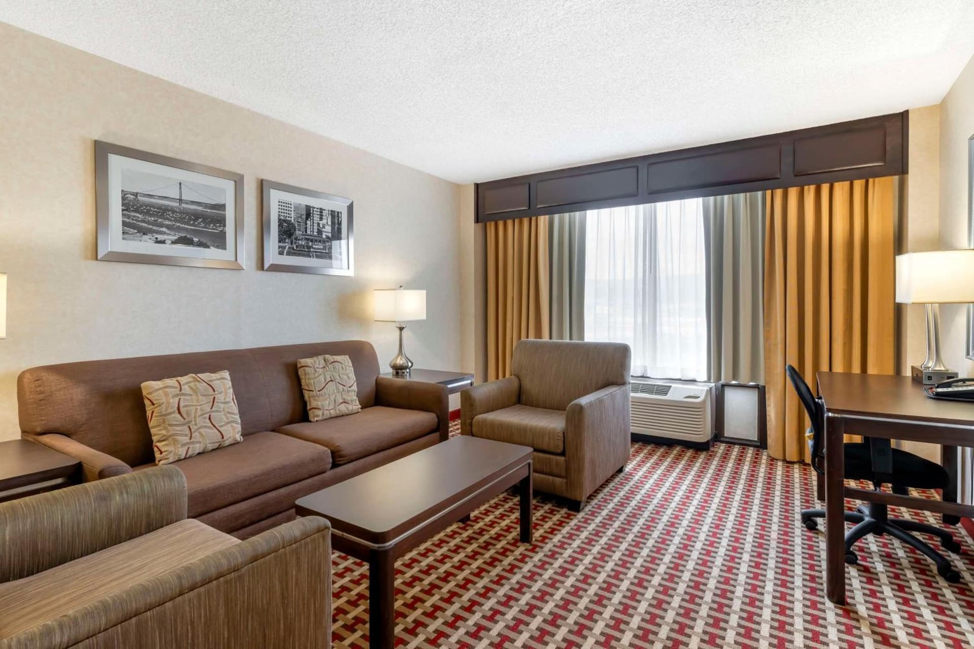 Queen Suite - Non-Smoking at Best Western Plus Grosvenor Airport Hotel in South San Francisco, CA