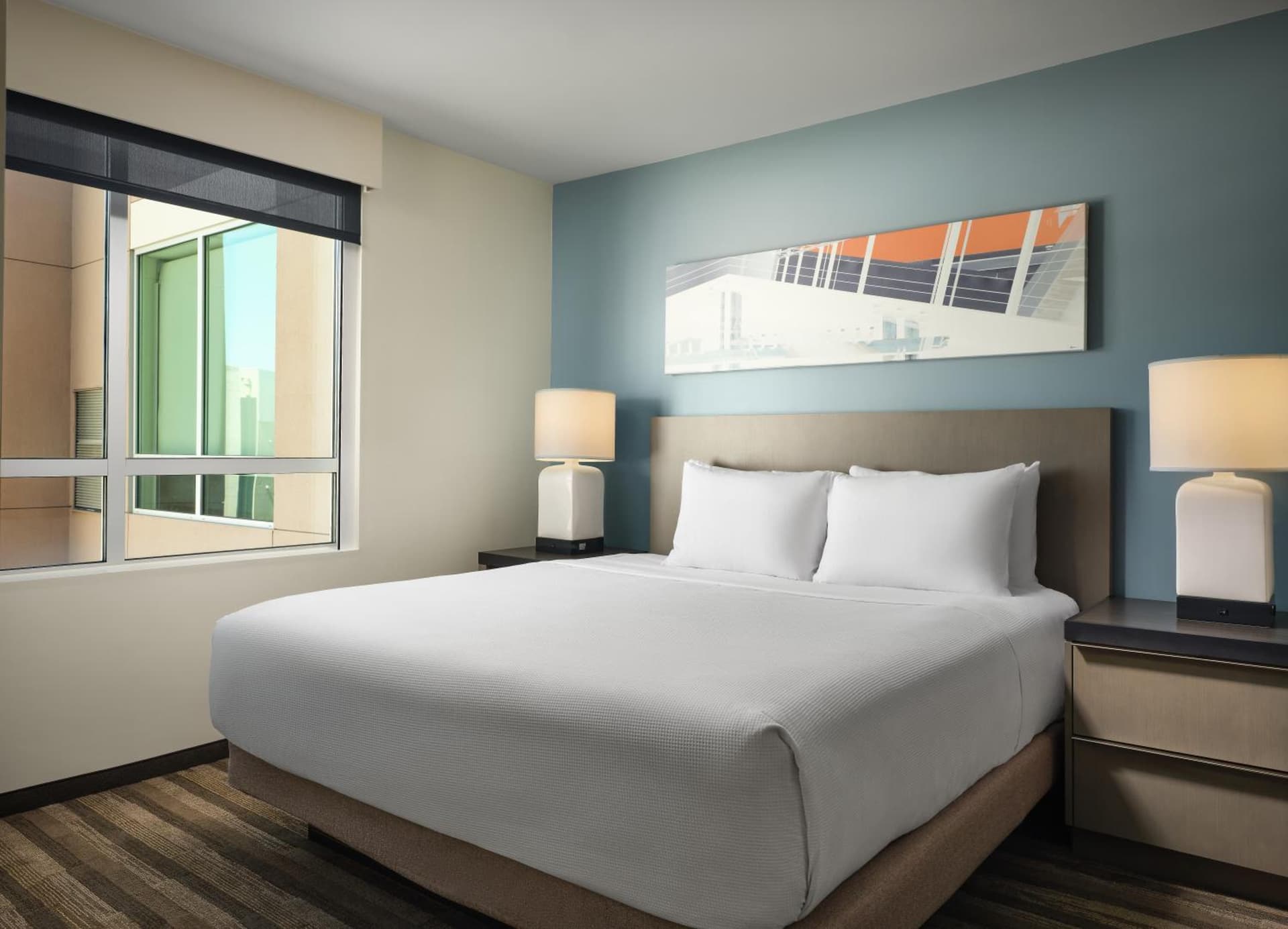 King Studio Suite with Sofa Bed, Kitchen and Tub - Disability Access at Hyatt House LA - University Medical Center in Los Angeles, CA