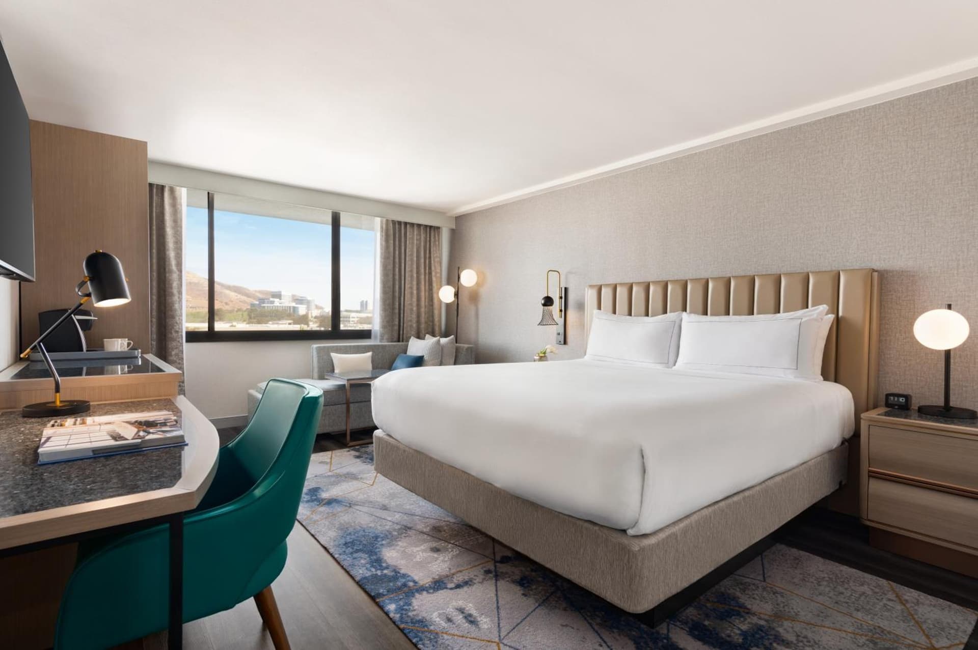 King Room at DoubleTree by Hilton San Francisco South Airport Blvd in South San Francisco, CA