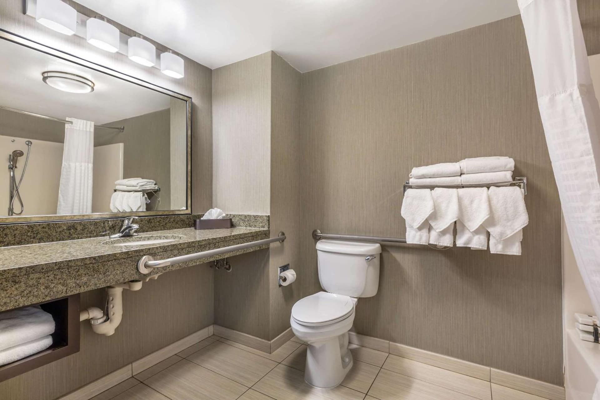 Queen Suite with Sofa Bed - Disability Access at Comfort Inn & Suites Logan International Airport in Revere, MA