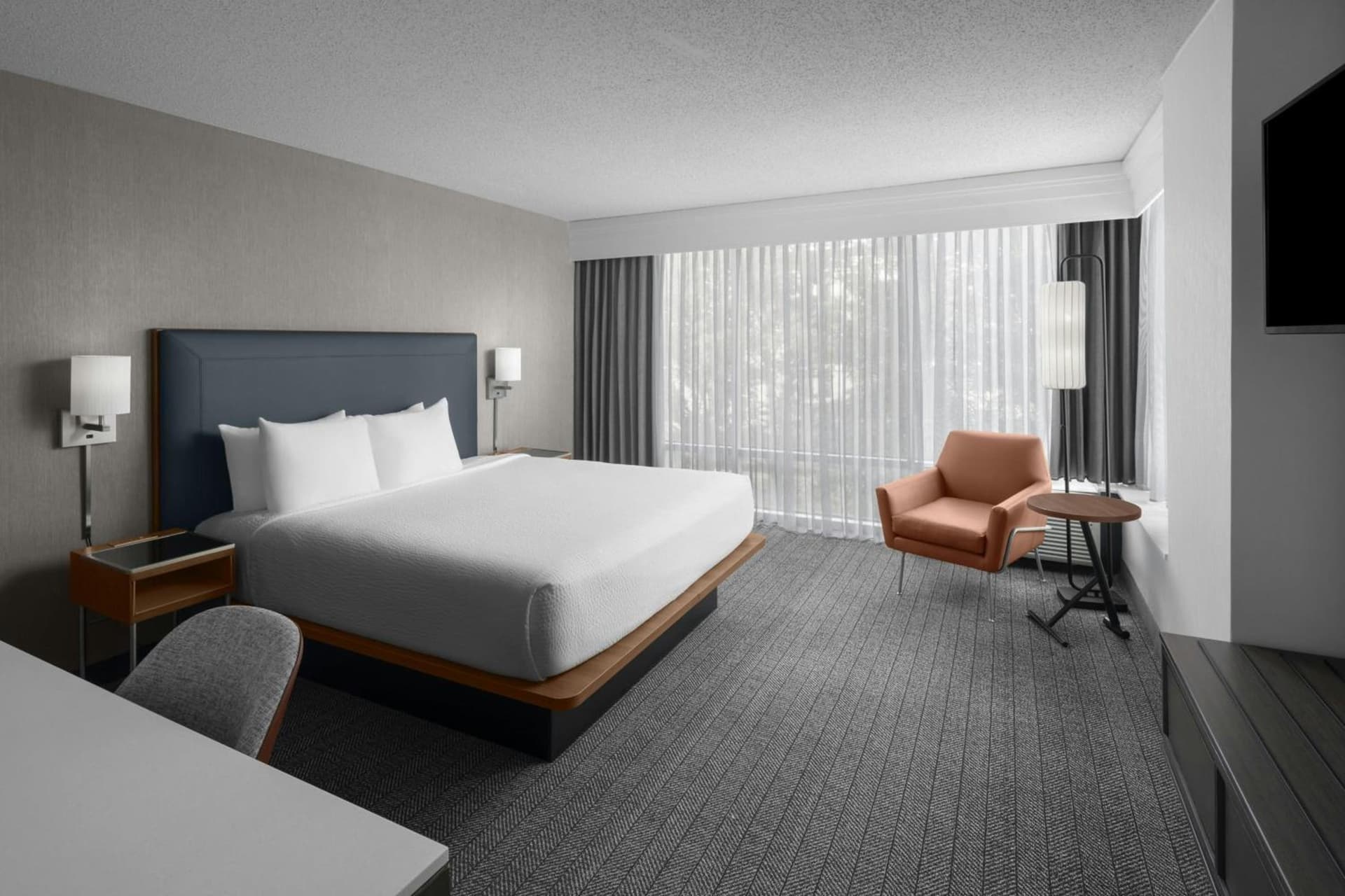 Deluxe King Room at Courtyard by Marriott Atlanta Buckhead in Atlanta, GA