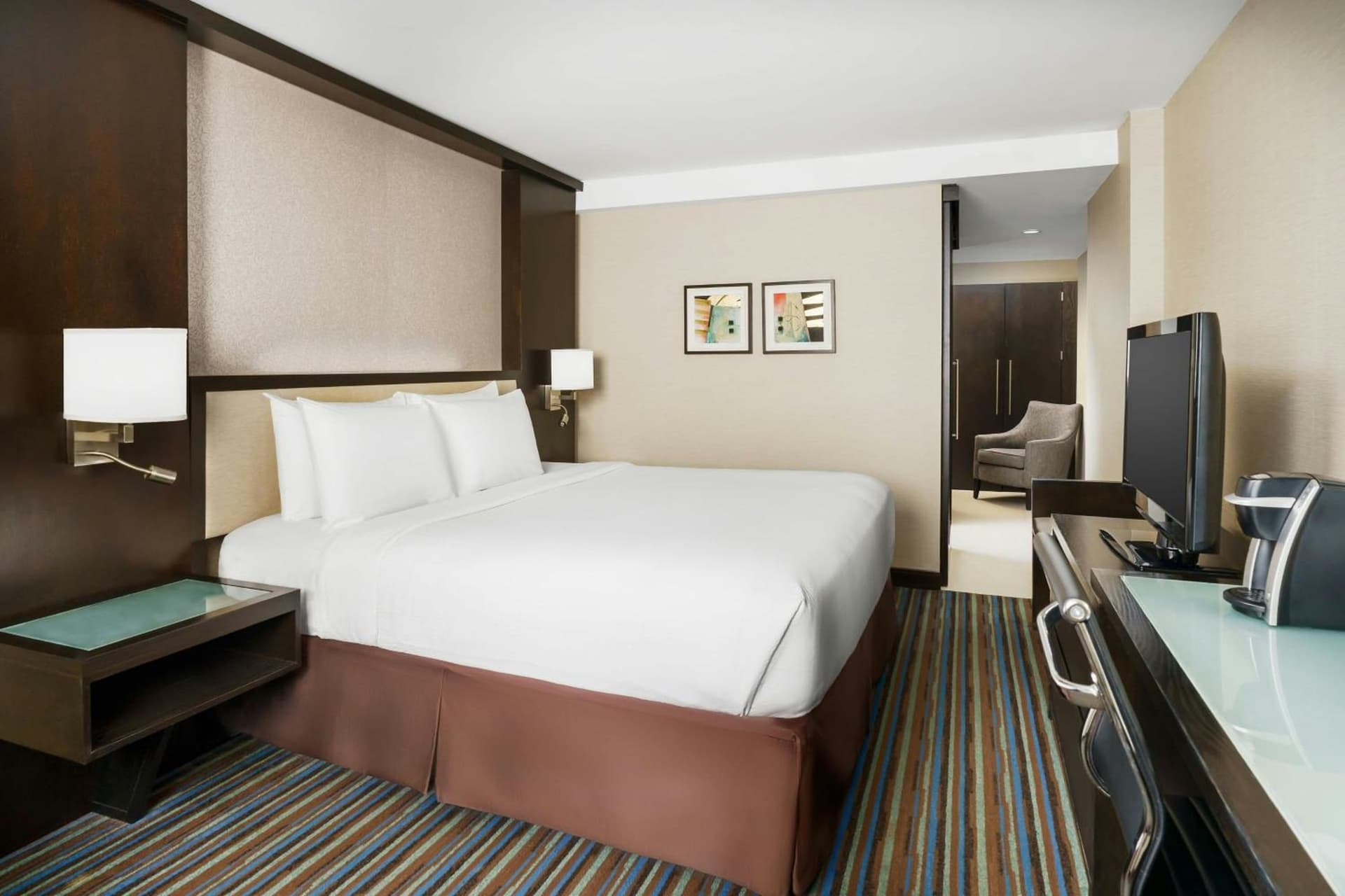 King Room at Courtyard New York Manhattan/Times Square in New York, NY