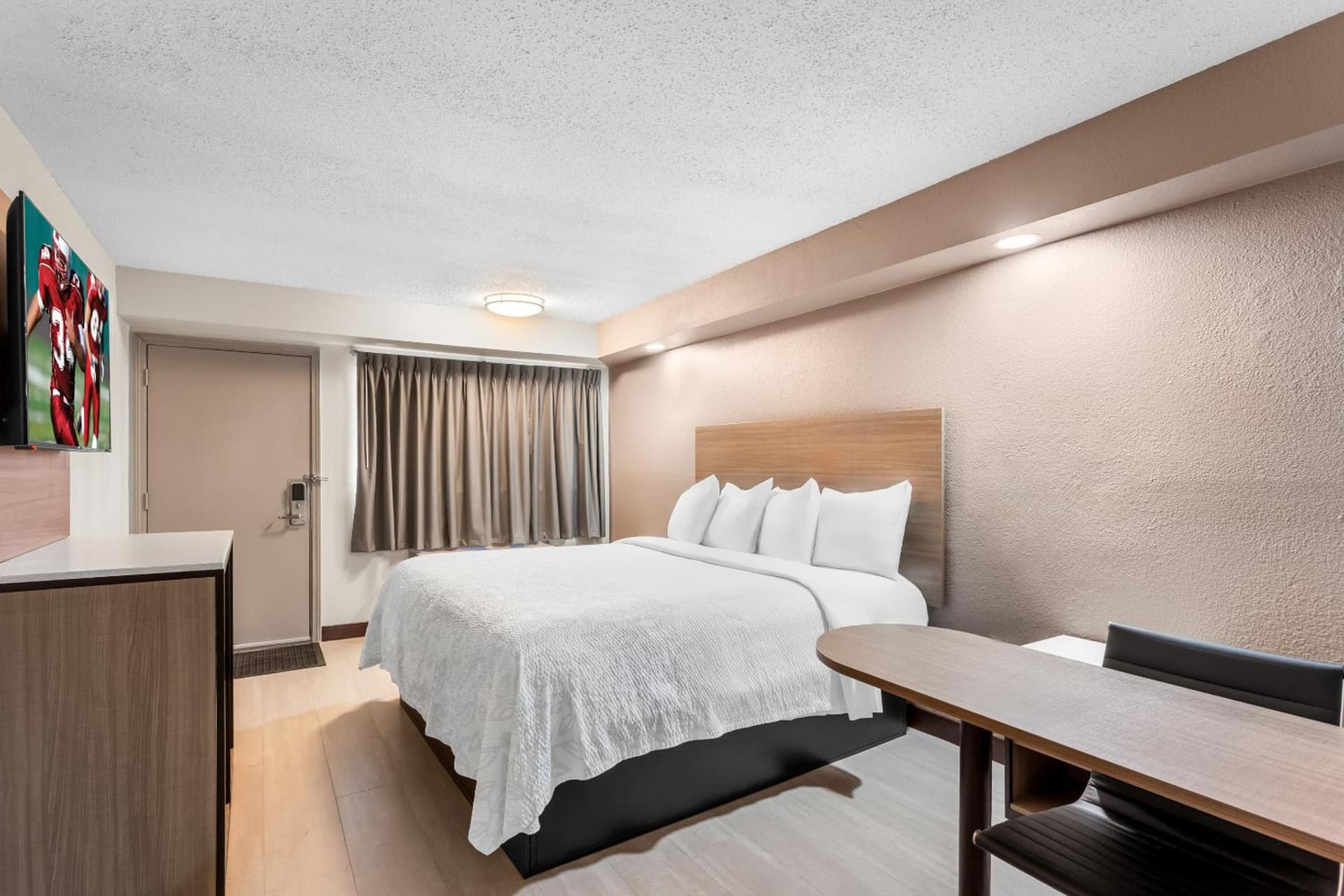 Premium King Room Hypoallergenic Smoke Free (Upgraded Bedding and Snack Box) at Red Roof Inn PLUS Chicago - Hoffman Estates in Hoffman Estates, IL