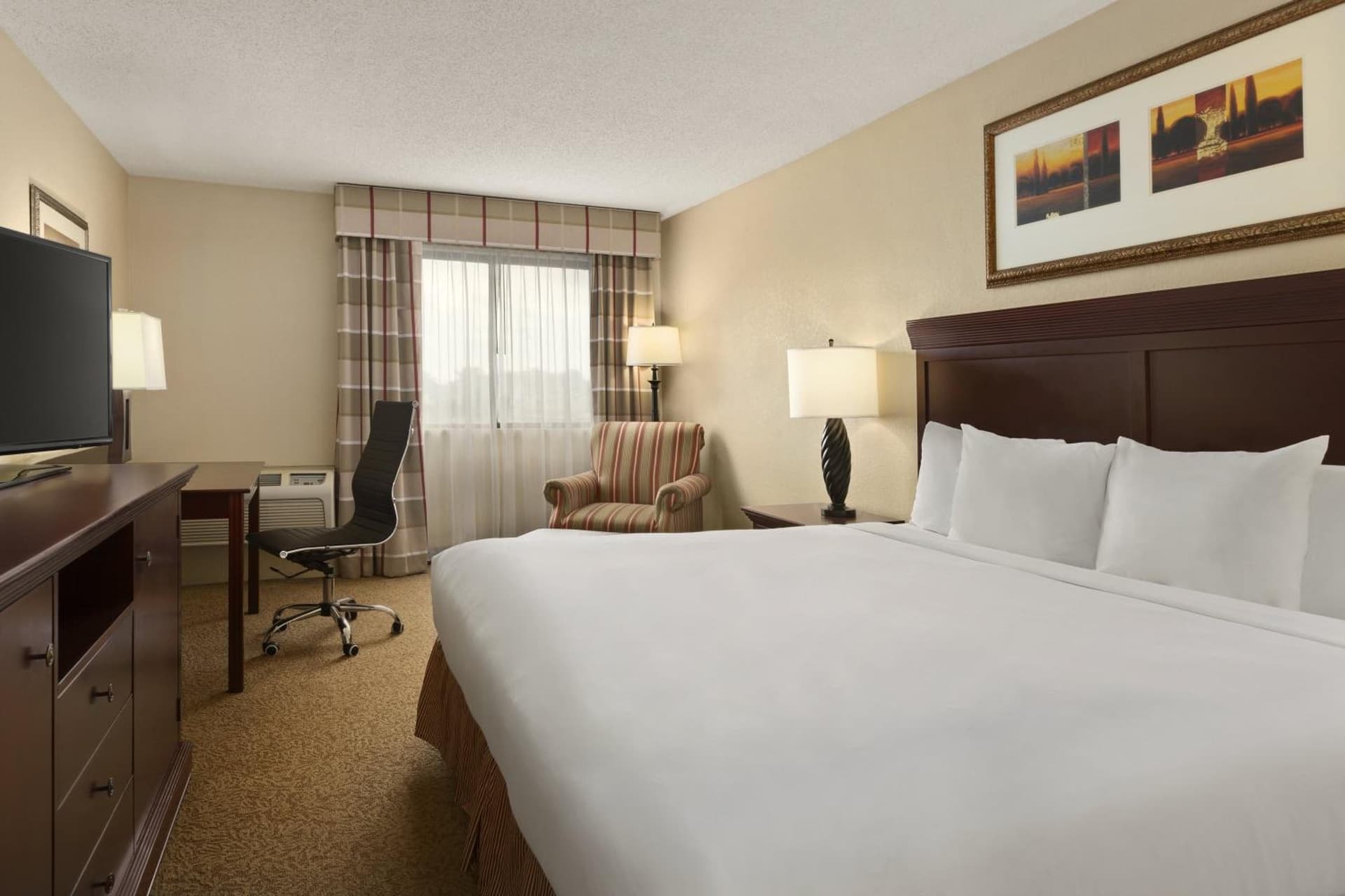 King Room - Disability Access/Non-Smoking at Country Inn & Suites by Radisson, Atlanta Airport South, GA in Atlanta, GA