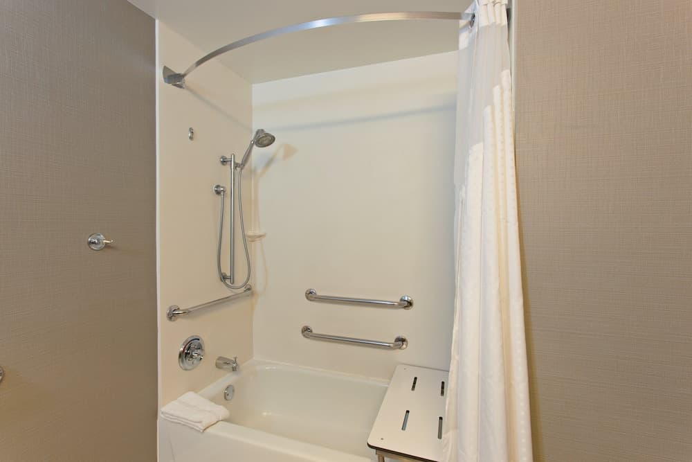 Standard Room, 1 King Bed, Accessible at Holiday Inn Express Hotel & Suites Fisherman's Wharf by IHG in San Francisco, CA