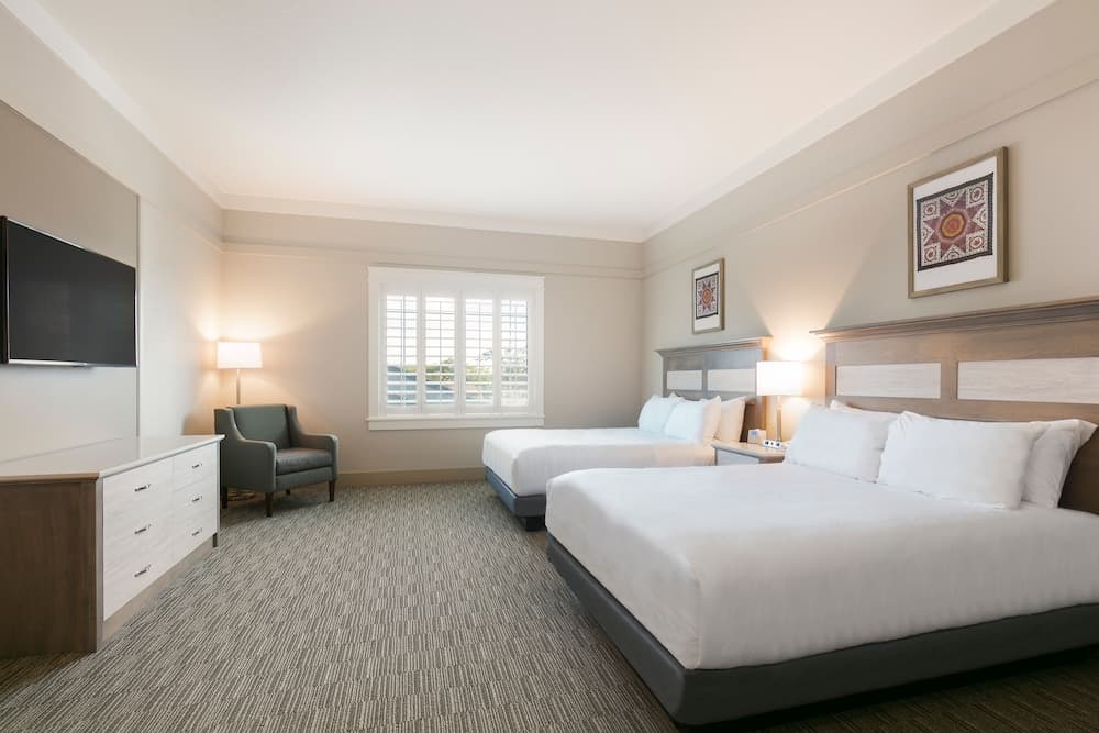 Standard Room, 2 Queen Beds at Carlisle Inn in Sarasota, FL