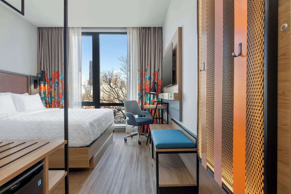 Room, 1 King Bed, Accessible (Hearing) at Tru By Hilton Brooklyn in Brooklyn, NY