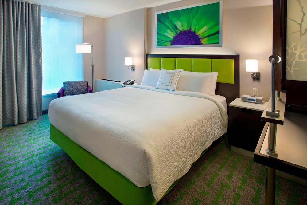 Studio, 1 King Bed (Mobility Accessible, Roll-In Shower) at SpringHill Suites by Marriott New York Midtown Manhattan in New York, NY