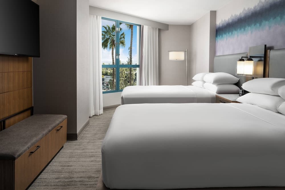 Classic Suite, 1 Twin Bed at Costa Mesa Marriott in Costa Mesa, CA