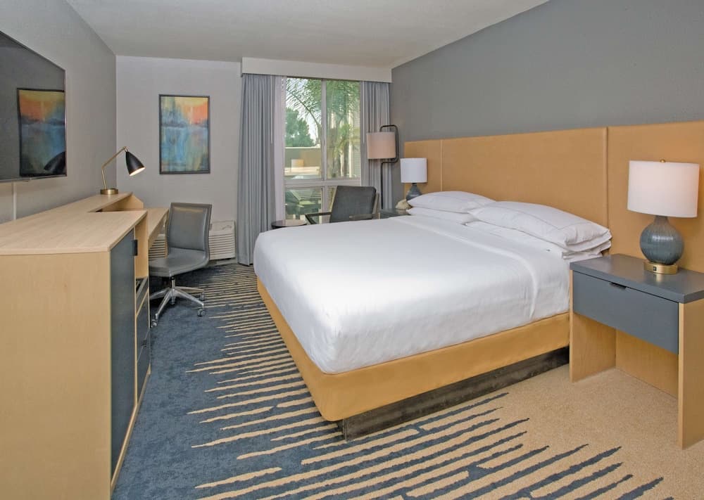 Room, 1 King Bed, Pool View at DoubleTree by Hilton Chico in Chico, CA