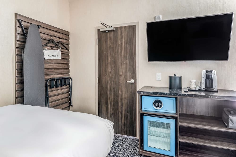 Room, 2 Double Beds at Signature San Francisco in San Francisco, CA