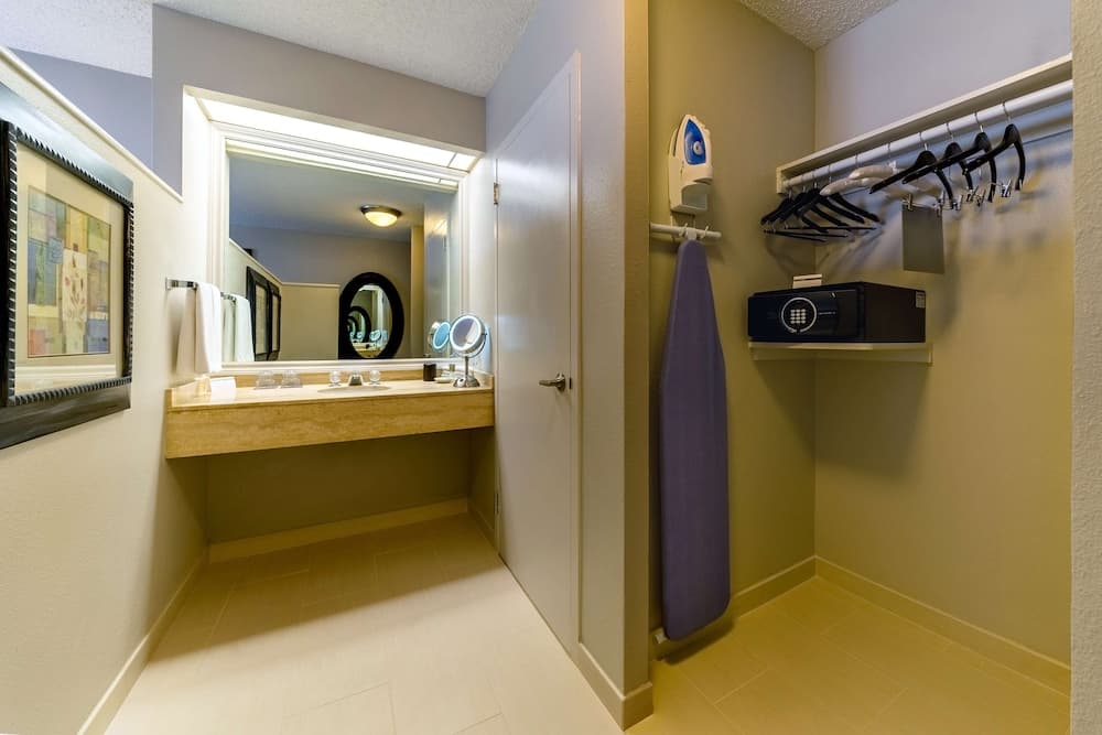 Room, 2 Double Beds at Hyatt Regency Miami in Miami, FL