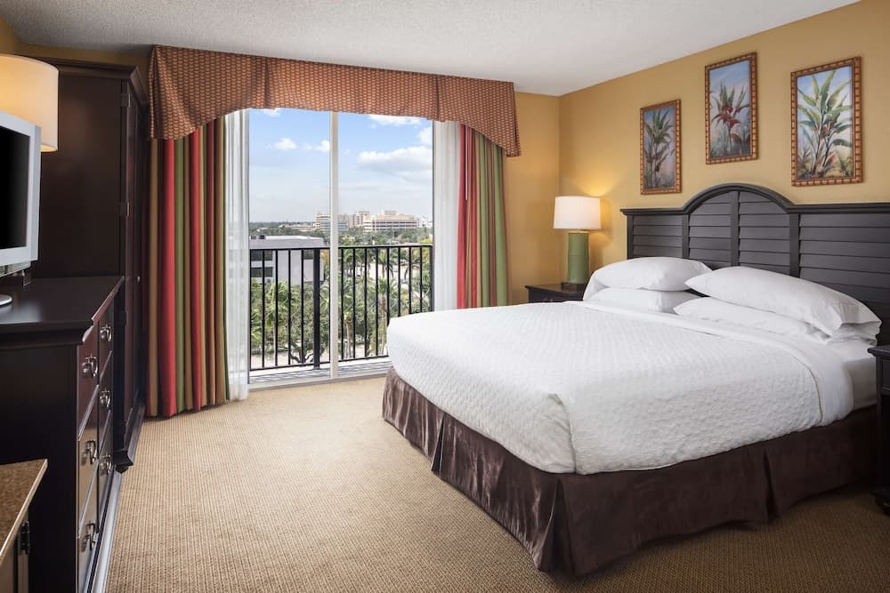 Room, 1 King Bed, Non Smoking at Embassy Suites by Hilton Fort Lauderdale 17th Street in Fort Lauderdale, FL