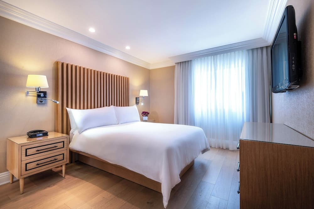 Executive Suite, 1 Queen Bed (Staircase Accessible Only) at Beverly Hills Plaza Hotel & Spa in Los Angeles, CA