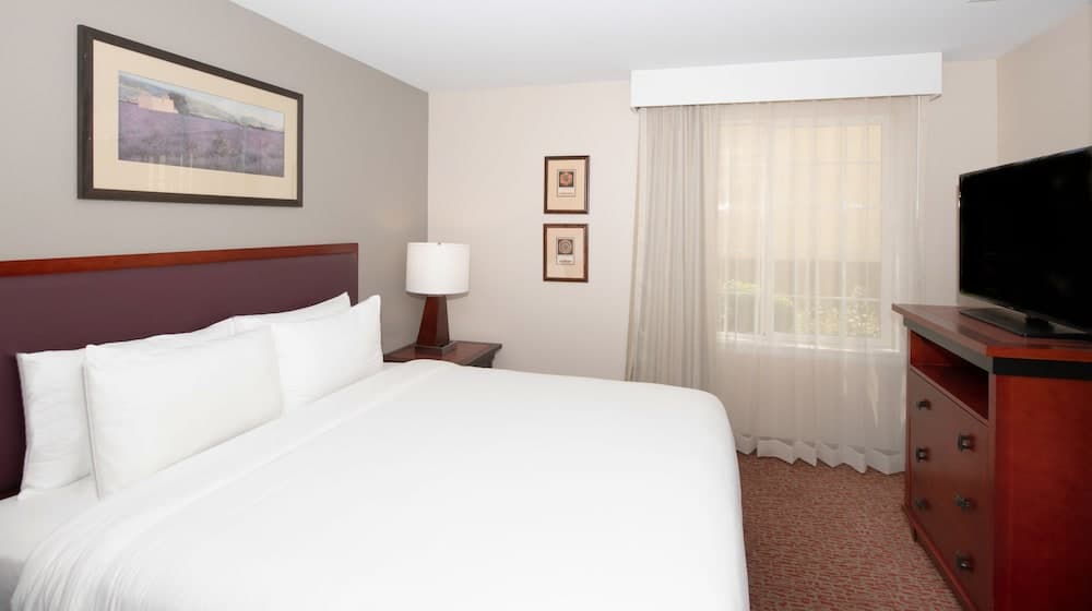 One Bedroom Suite at Larkspur Landing Extended Stay Suites South San Francisco in South San Francisco, CA