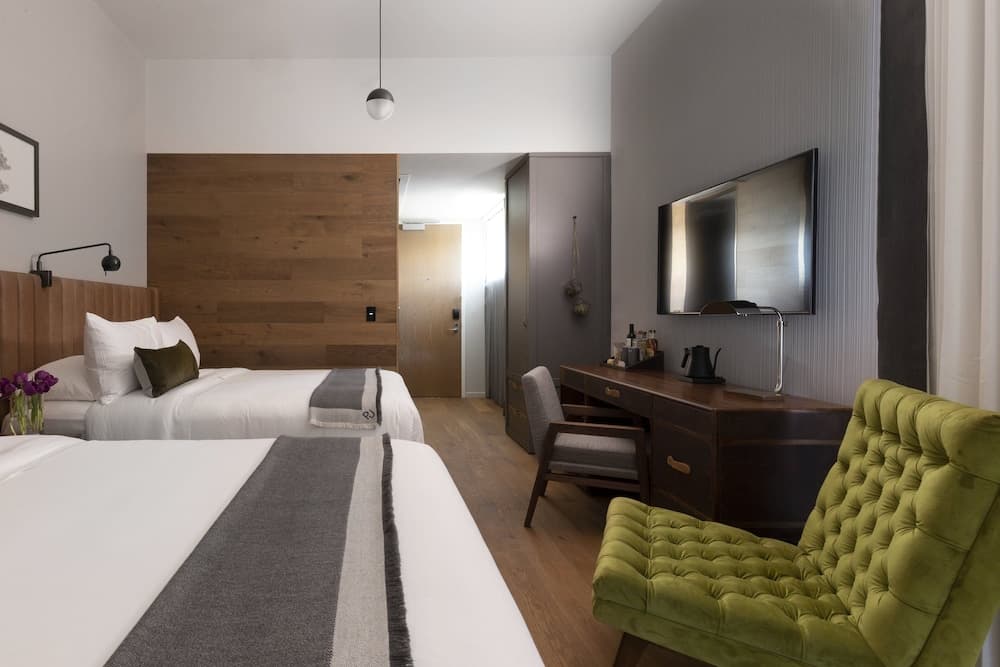 Superior Room, 2 Double Beds, Accessible at Park James in Menlo Park, CA