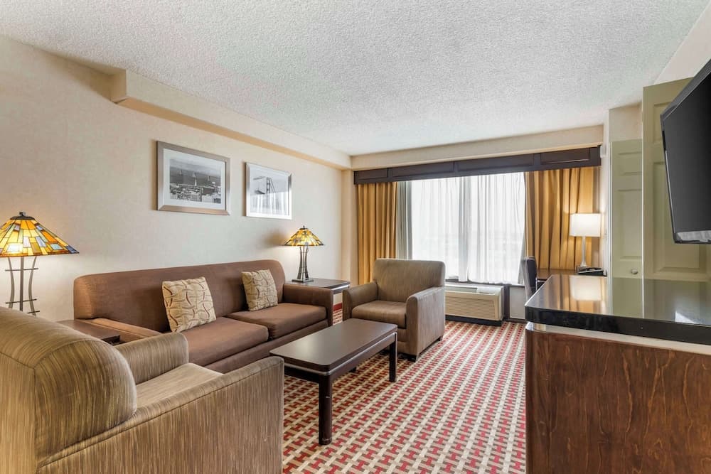 Suite, 1 King Bed, Non Smoking at Best Western Plus Grosvenor Airport Hotel in South San Francisco, CA