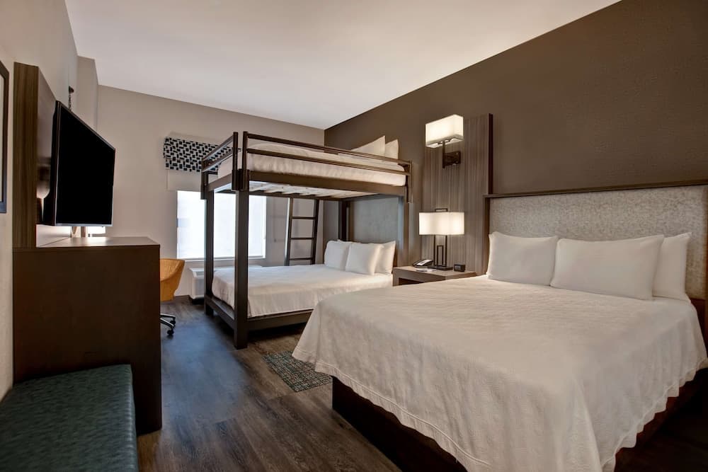 Room, 1 Queen Bed (Twin Bunkbeds) at Hampton Inn & Suites on the San Antonio Riverwalk in San Antonio, TX