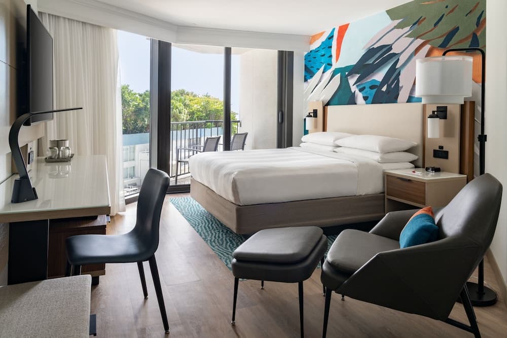 Room, 1 King Bed (Pool View) at Miami Marriott Biscayne Bay in Miami, FL