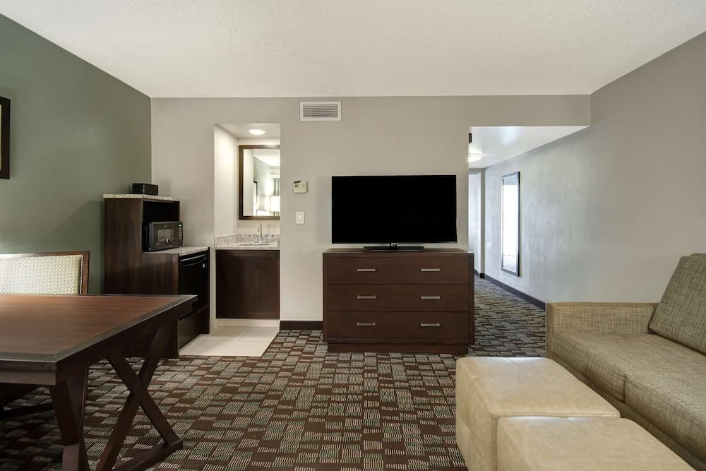 Suite, 1 King Bed, Accessible, Bathtub (Mobility & Hearing) at Embassy Suites by Hilton Jacksonville Baymeadows in Jacksonville, FL