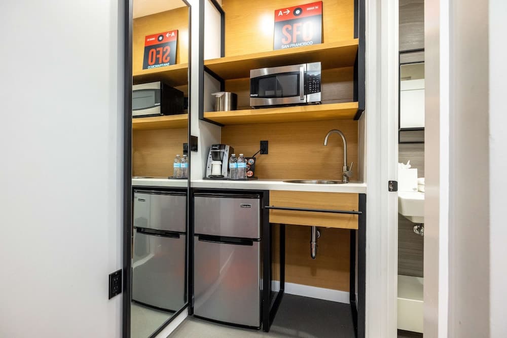 Room, 1 Queen Bed, Accessible (Mobility, Roll-in Shower) at Infinity Hotel San Francisco, Tapestry Collection by Hilton in San Francisco, CA