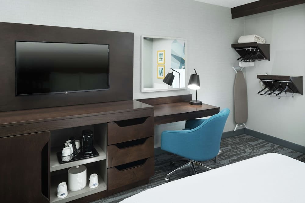 Room, Accessible, Non Smoking at Hampton Inn Los Angeles Santa Clarita in Santa Clarita, CA