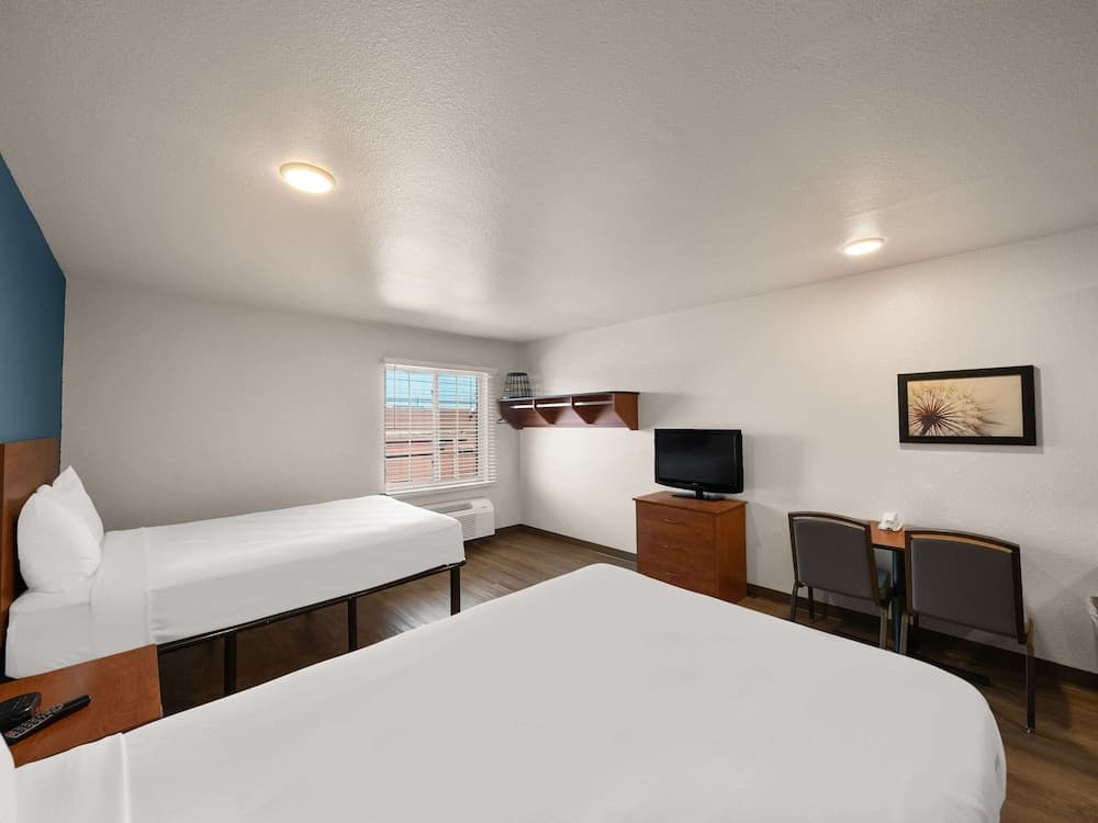 Suite, 1 Bedroom (No View) at Sheraton Suites Fort Lauderdale at Cypress Creek in Fort Lauderdale, FL