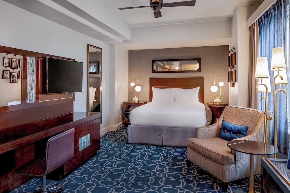 Room, 1 Queen Bed at Hotel Adagio, Autograph Collection in San Francisco, CA