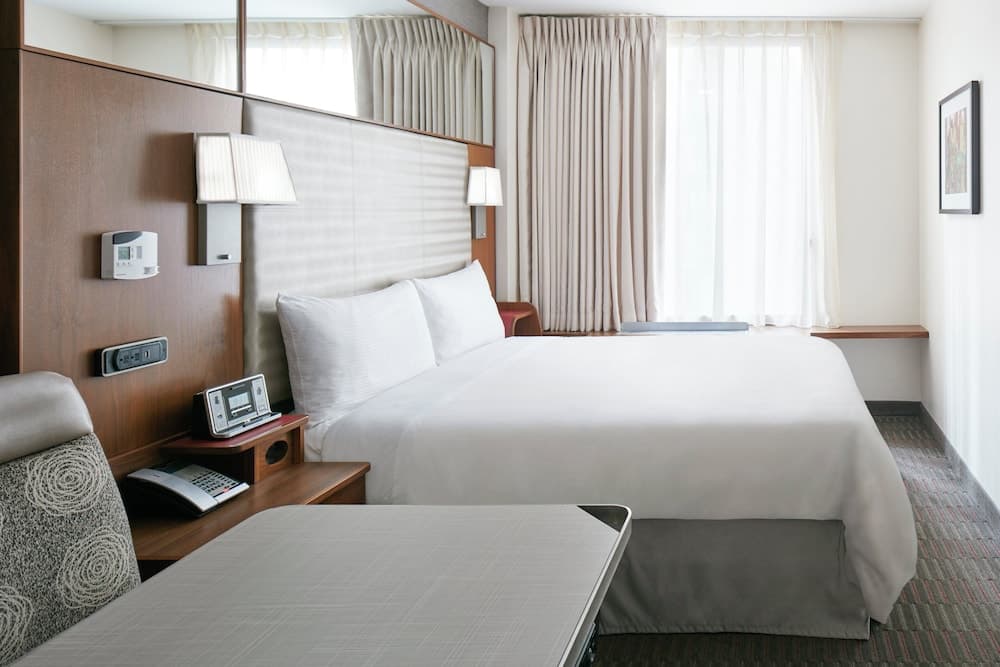 Room, 1 Queen Bed at Club Quarters Hotel, Grand Central in New York, NY
