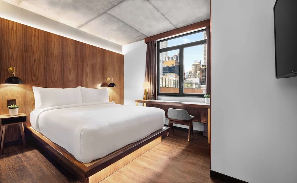 Room, 1 King Bed at Grayson Hotel in the Unbound Collection by Hyatt in New York, NY