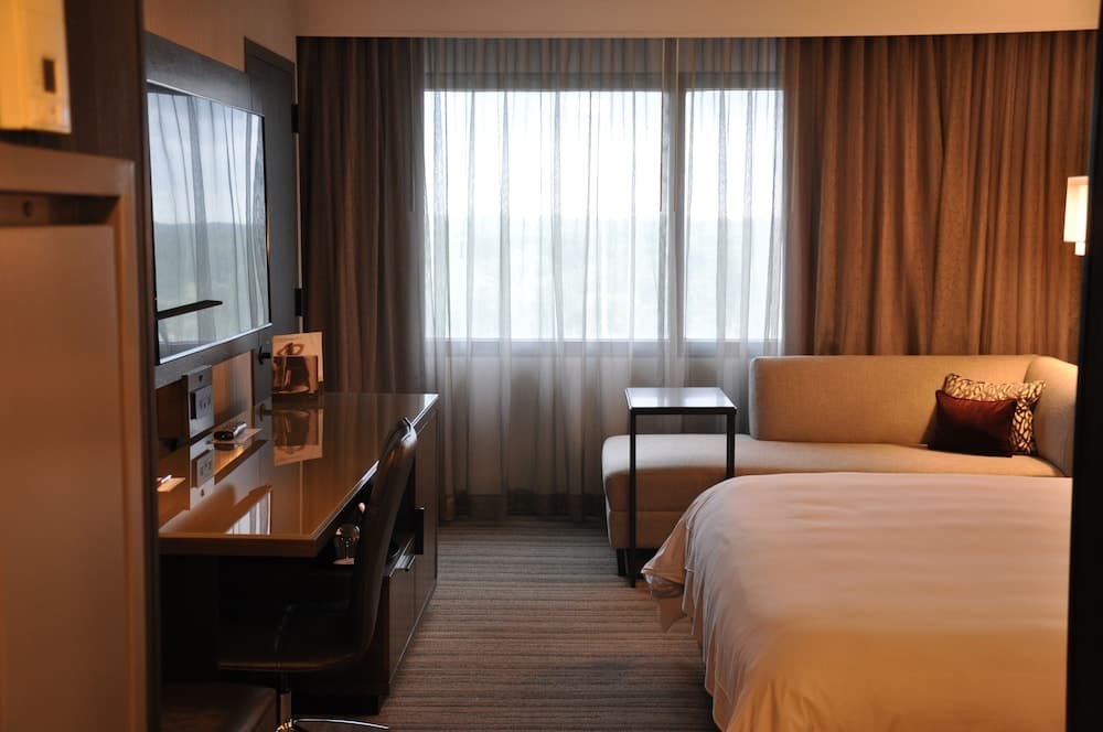 Room, 2 Queen Beds (Mobility Accessible, Tub) at Chicago Marriott Schaumburg in Schaumburg, IL