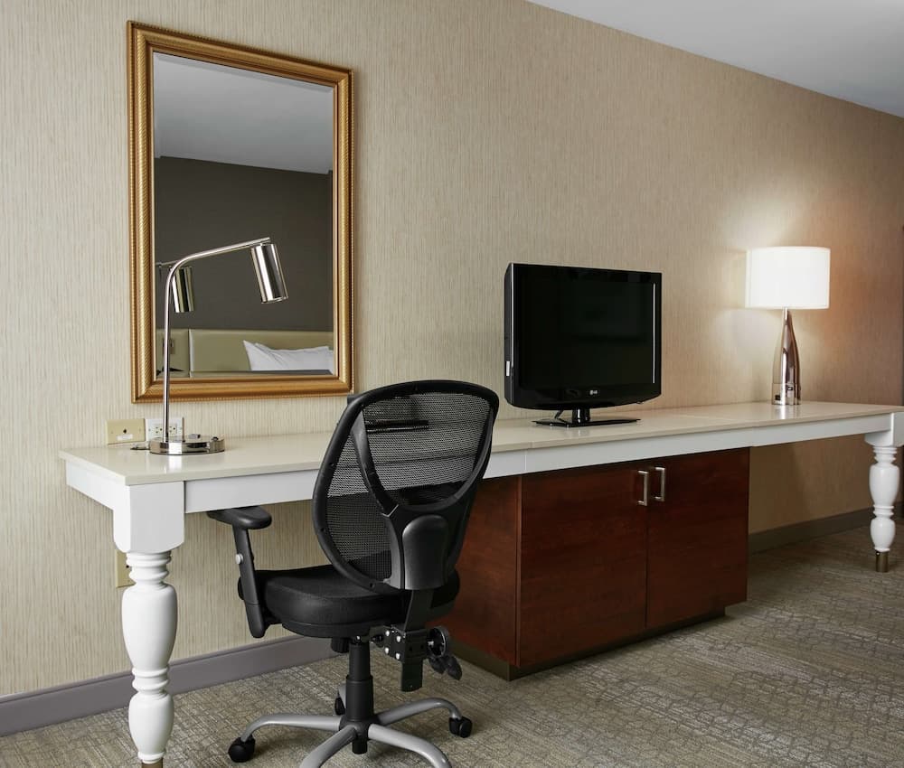 Room, 1 King Bed, Accessible at Hilton Garden Inn San Francisco Airport North in South San Francisco, CA