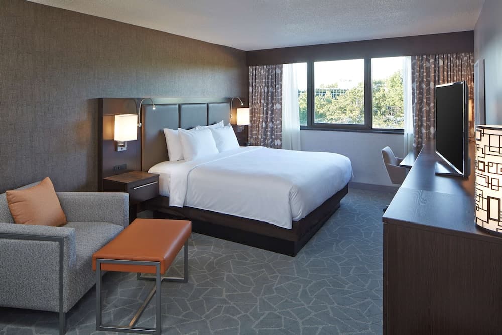 Room, 1 King Bed, Refrigerator at Doubletree By Hilton Atlanta Perimeter Dunwoody in Atlanta, GA