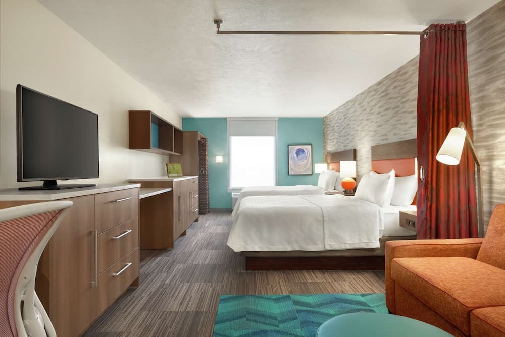 Studio, 2 Queen Beds, Accessible, Non Smoking (Hearing) at Home2 Suites By Hilton Miami Doral West Airport, Fl in Miami, FL