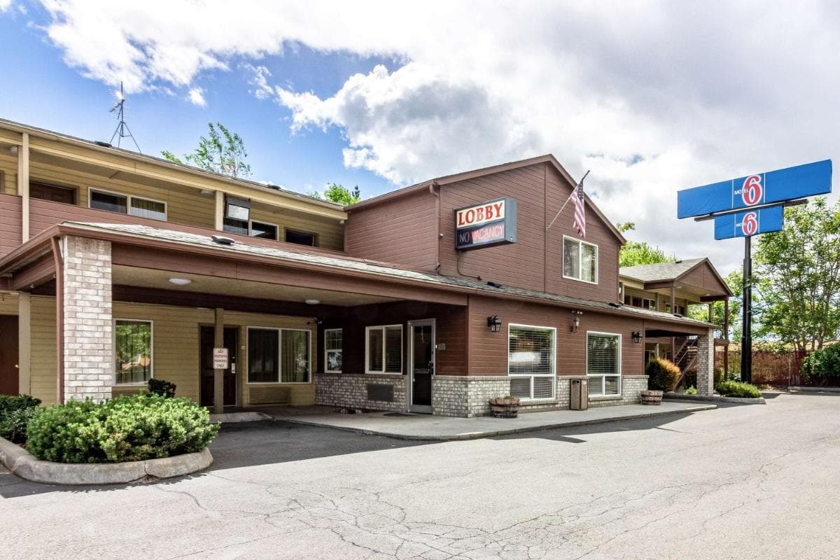 Motel 6-Yakima, WA - Downtown — hotel in Yakima, Washington