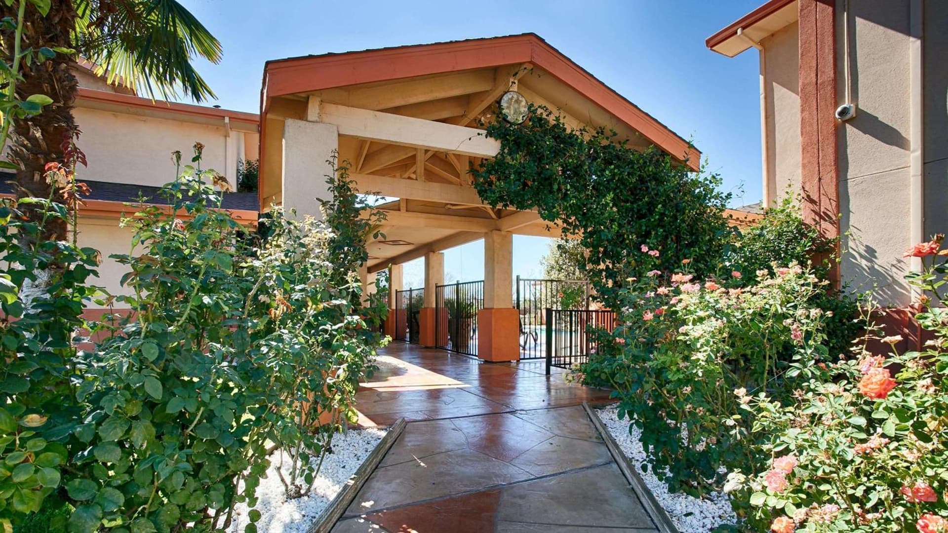 Best Western Antelope Inn & Suites — hotel in Red Bluff, California