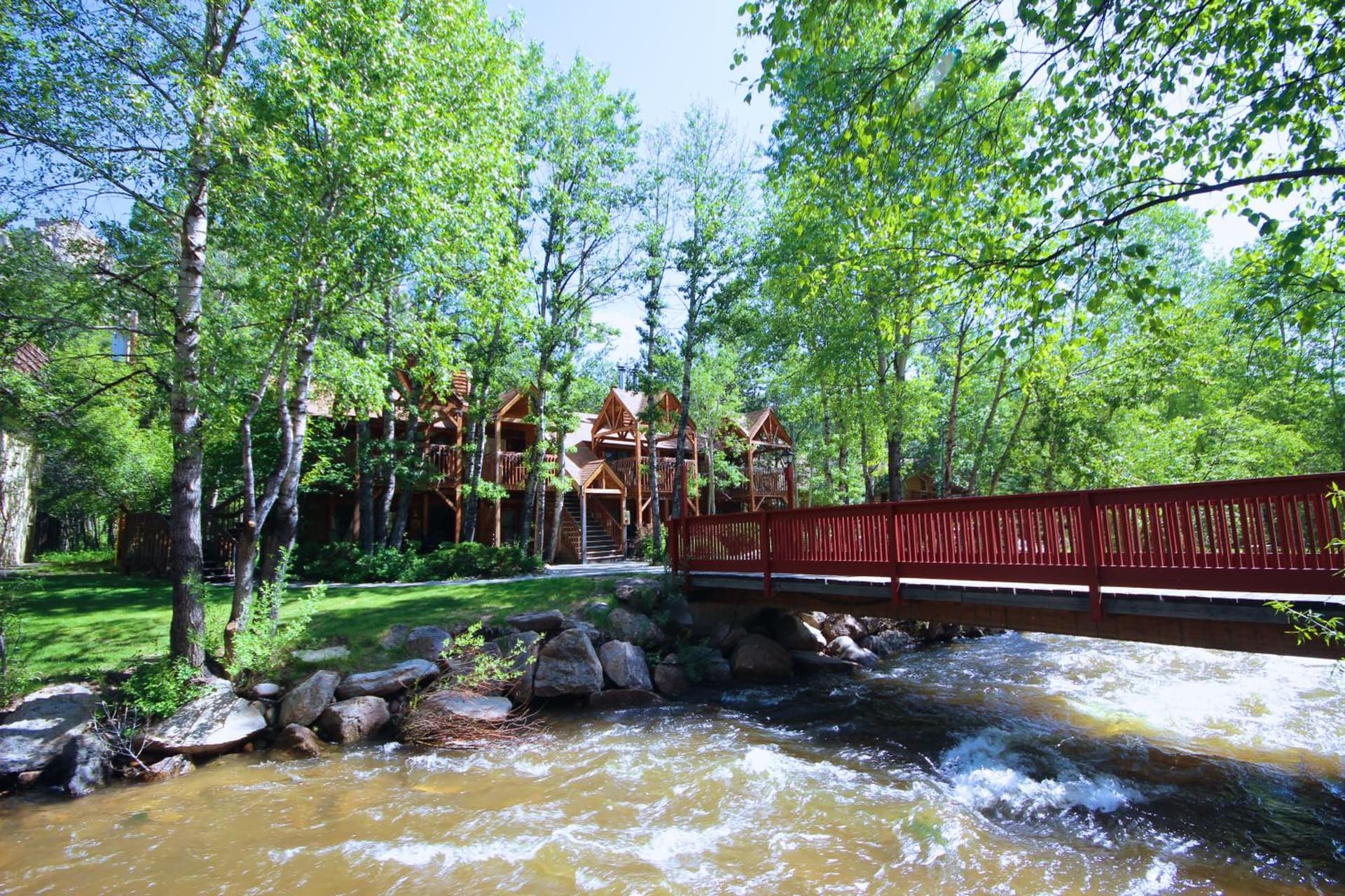 Streamside on Fall River featured exterior or lobby in Estes Park, CO — similar hotel