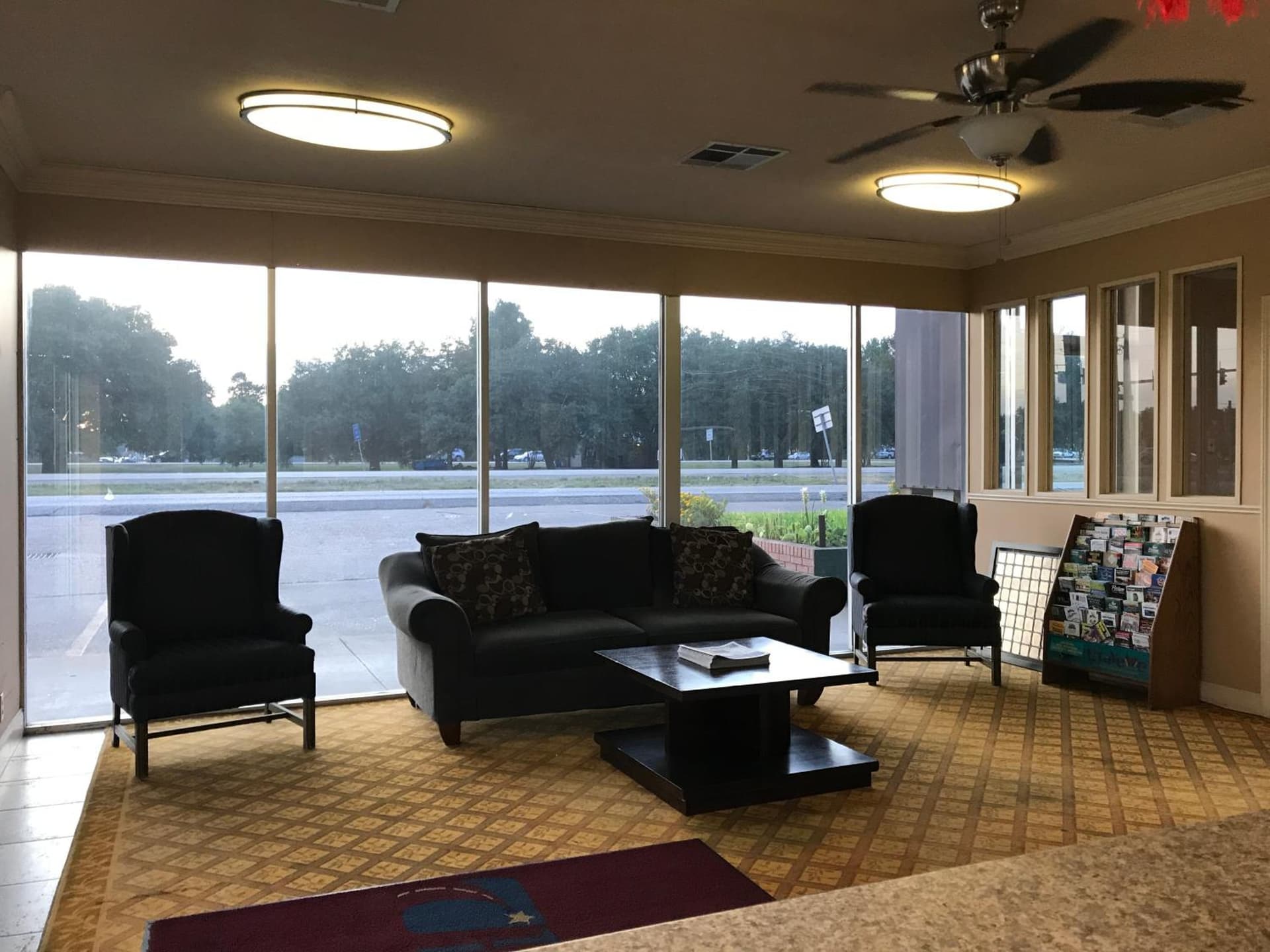 Express Inn featured exterior or lobby in Lafayette, LA — similar hotel