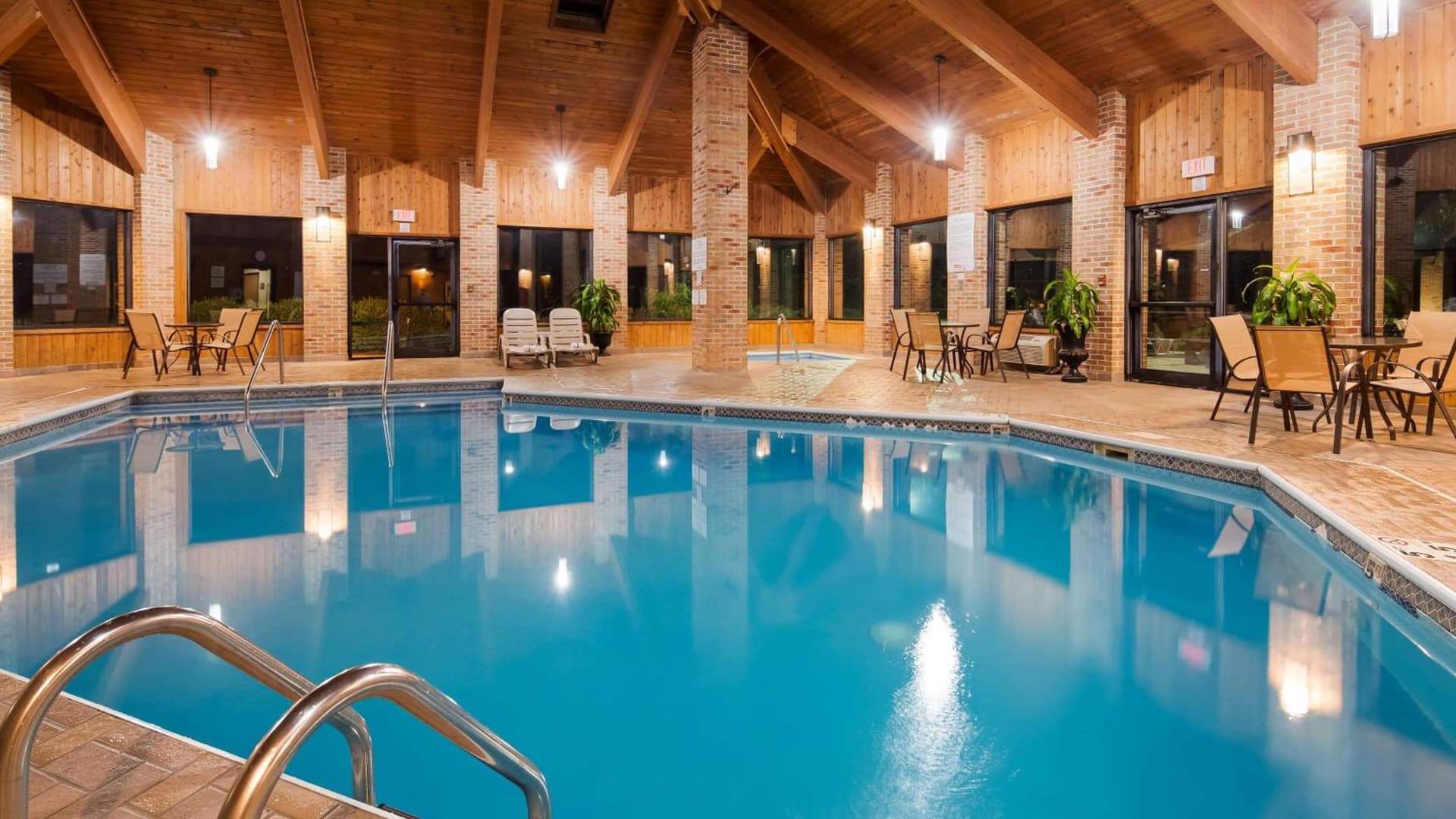 Best Western Shippensburg interior in Shippensburg, PA — gallery photo 2