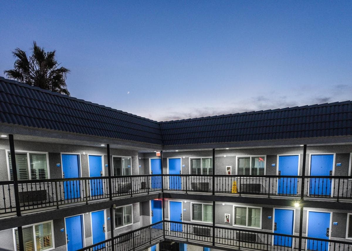 Hollywood Inn Express LAX — hotel in Inglewood, California