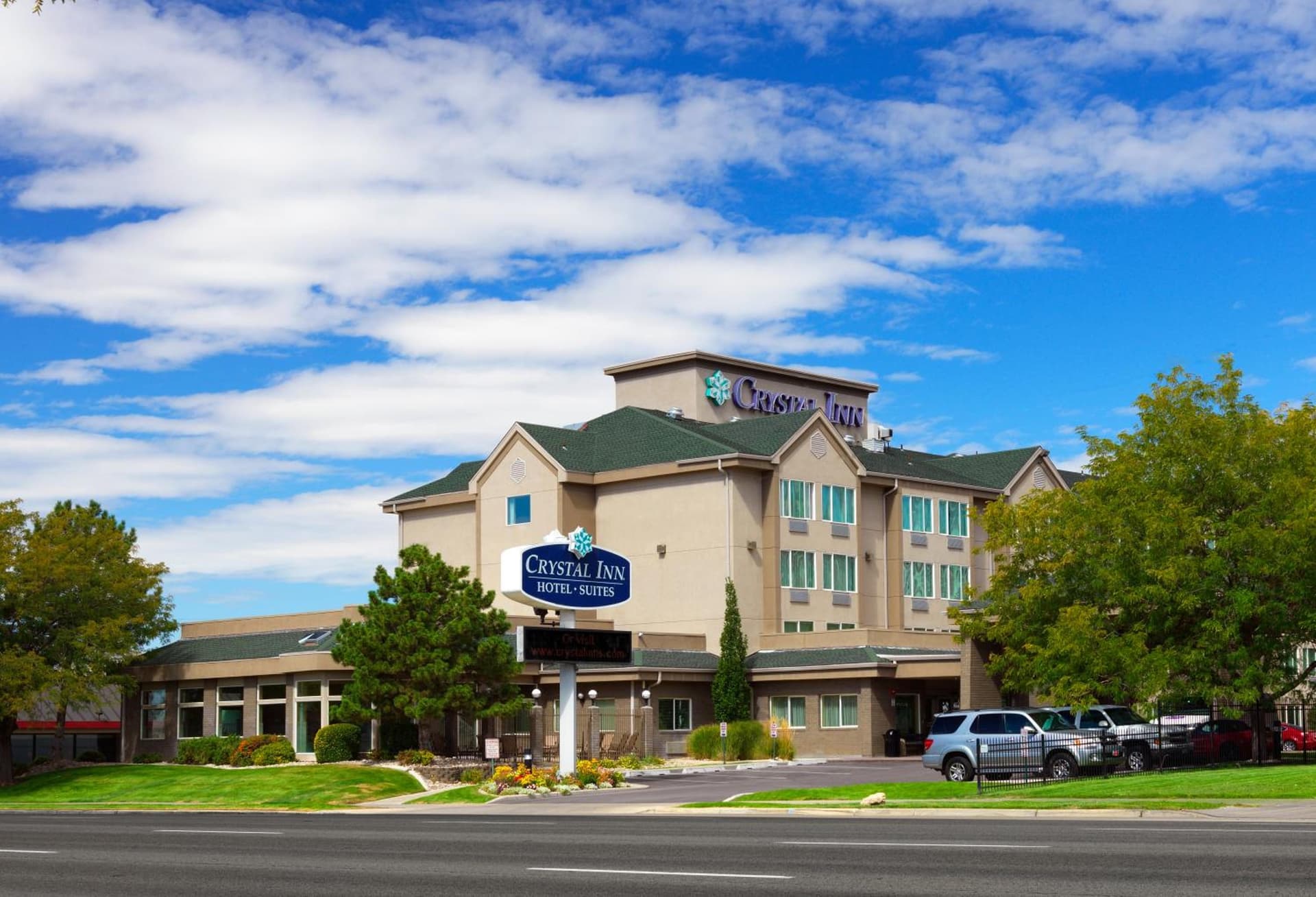 Crystal Inn Hotel & Suites - Salt Lake City — hotel in Salt Lake City, Utah