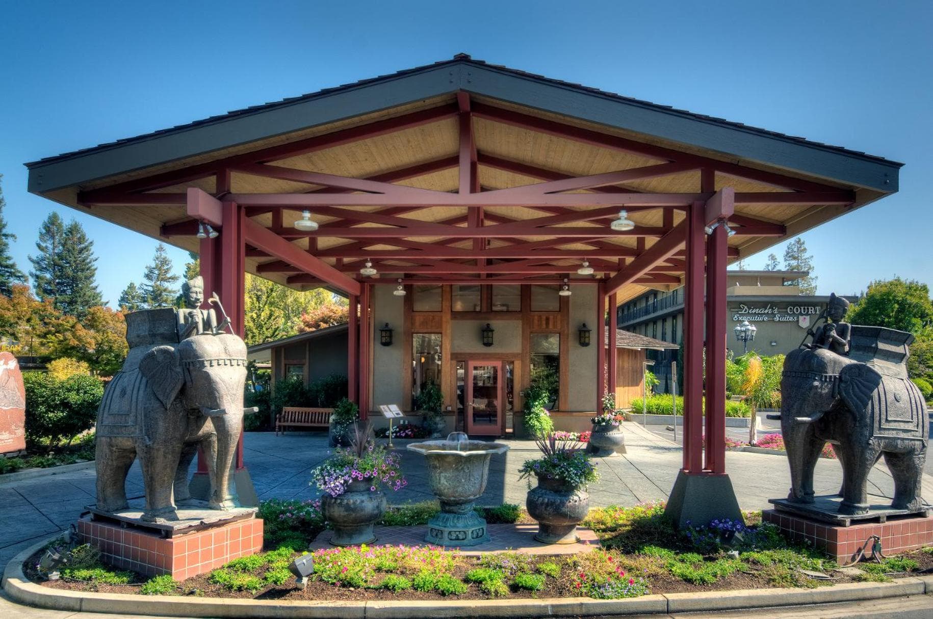 Dinah's Garden Hotel — hotel in Fremont, California