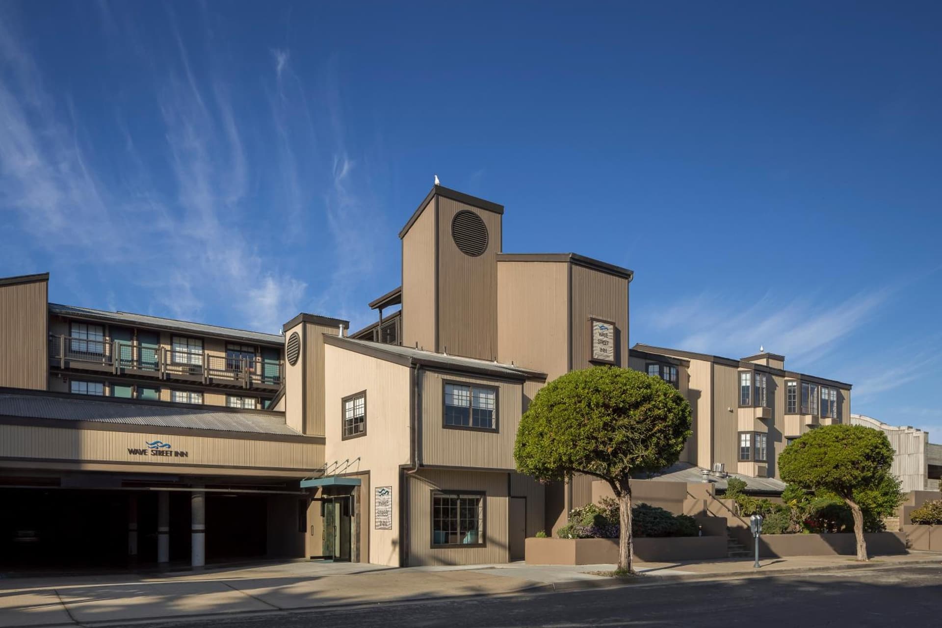 Wave Street Inn — hotel in Monterey, California