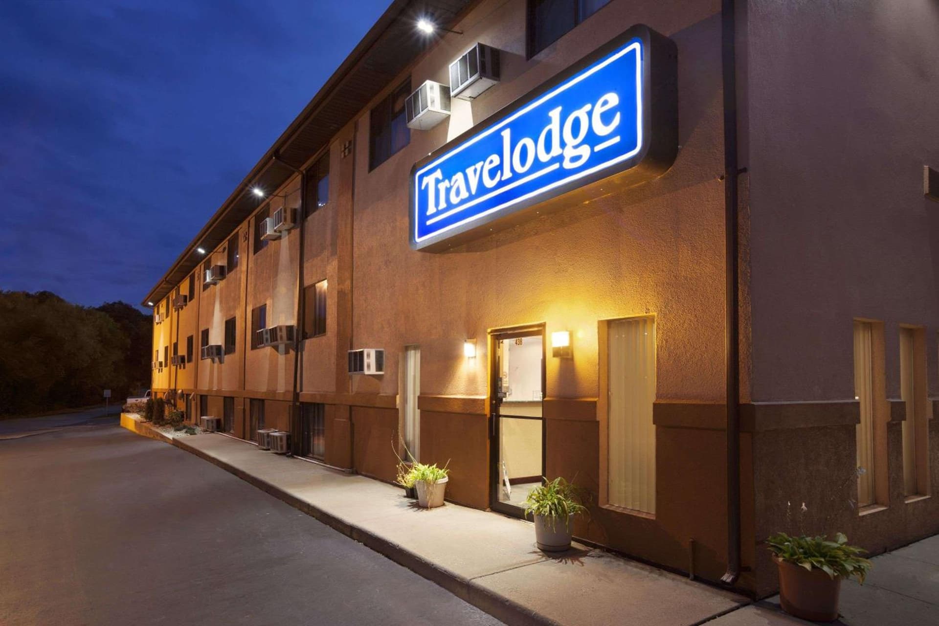 Travelodge by Wyndham La Porte/Michigan City Area — hotel in La Porte, Indiana