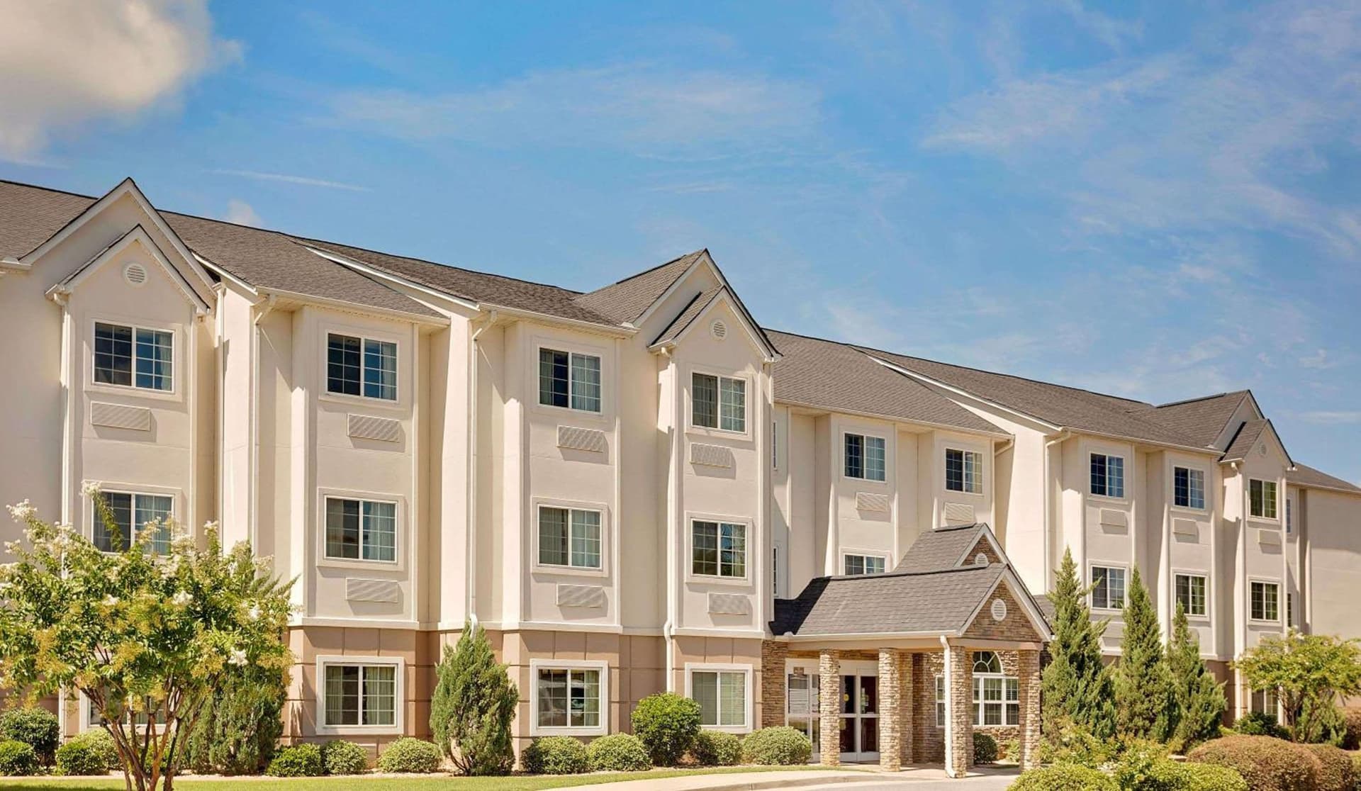 Microtel by Wyndham Perry National Fairground Area I-75 featured exterior or lobby in Perry, GA — similar hotel
