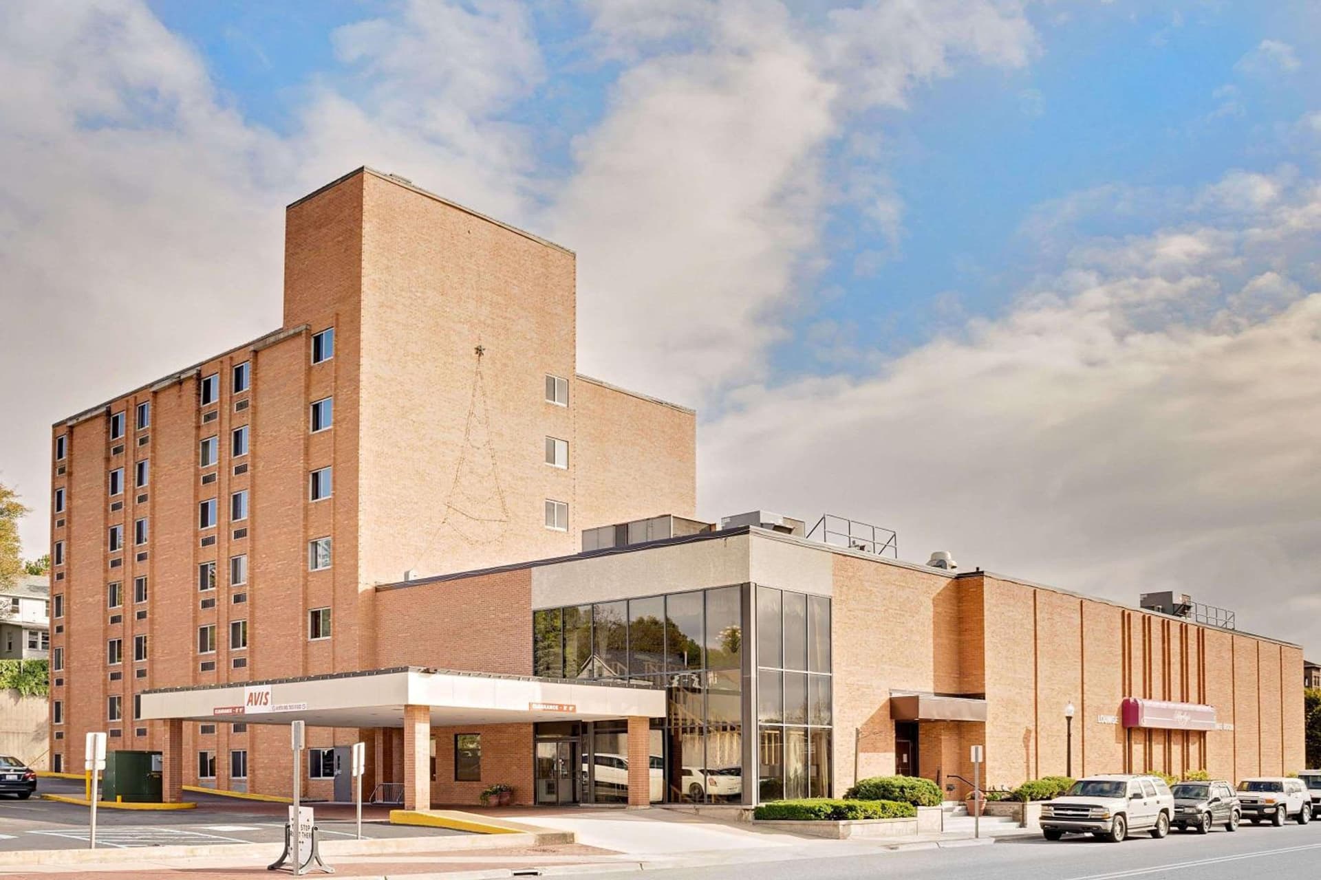 Ramada by Wyndham Marquette — hotel in Marquette, Michigan