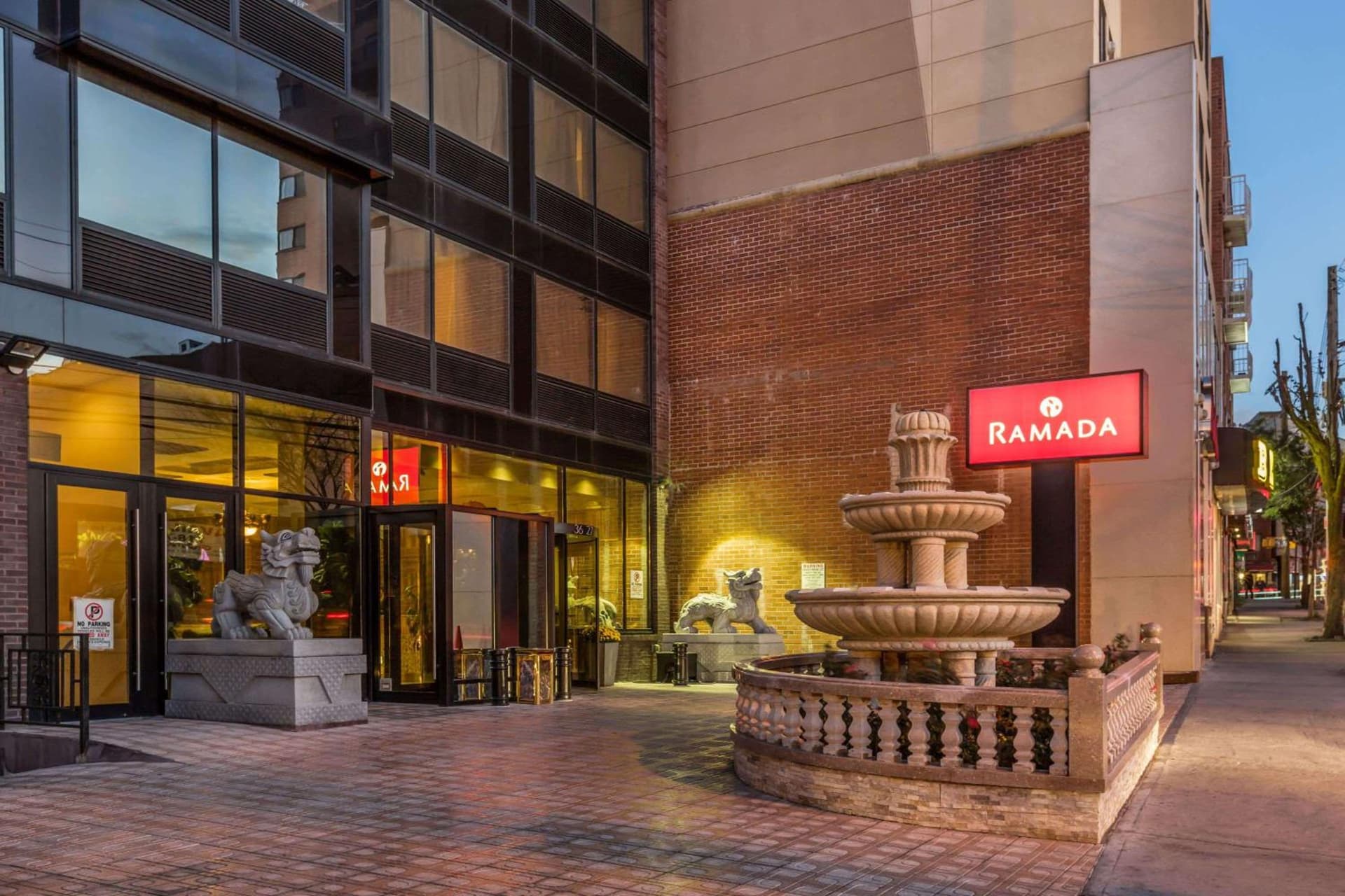 Ramada by Wyndham Flushing Queens — hotel in Queens, New York