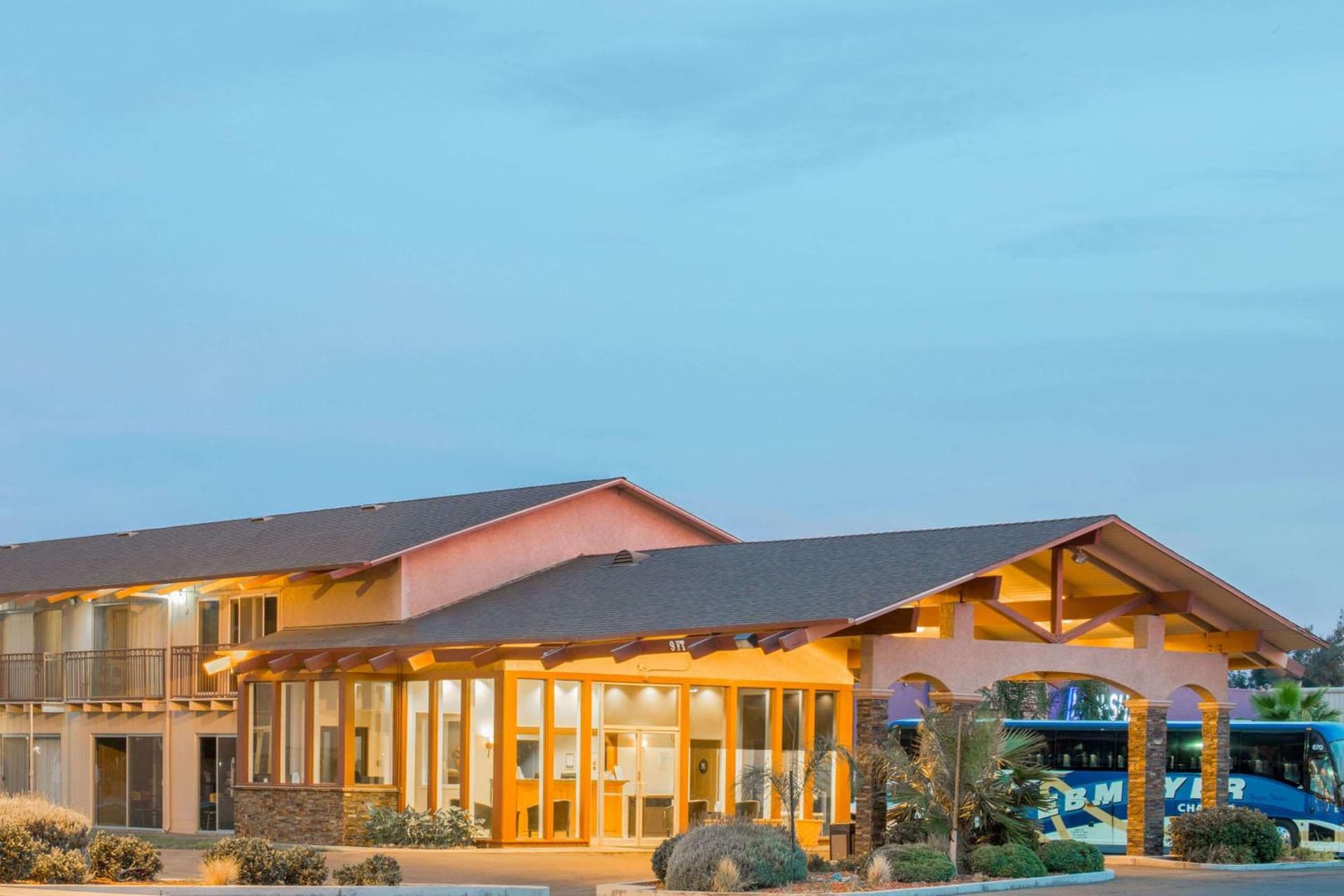 Days Inn by Wyndham Modesto — hotel in Modesto, California