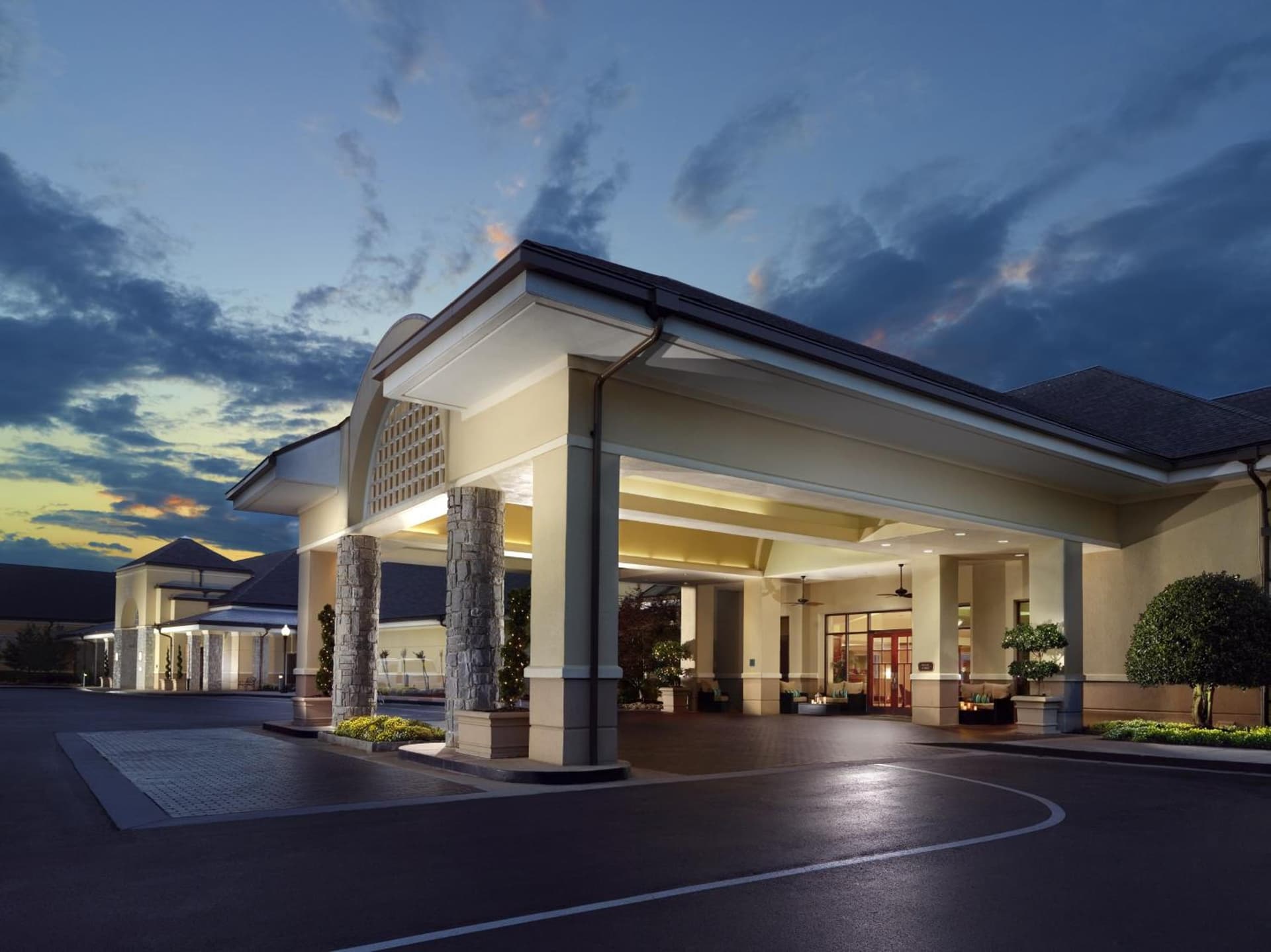 Atlanta Evergreen Lakeside Resort — hotel in Stone Mountain, Georgia