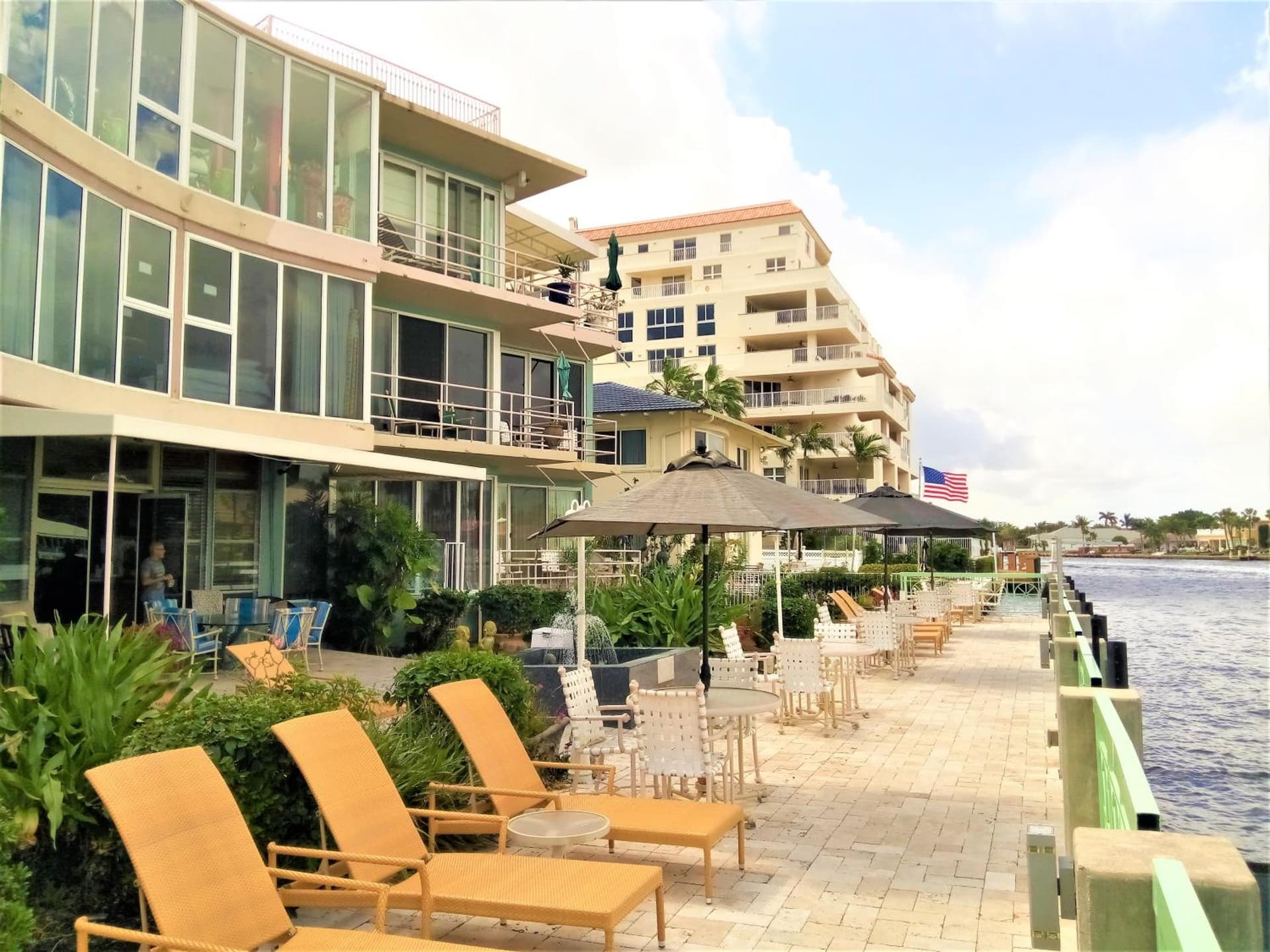 Manhattan Tower Apartment Hotel featured exterior or lobby in Fort Lauderdale, FL — similar hotel